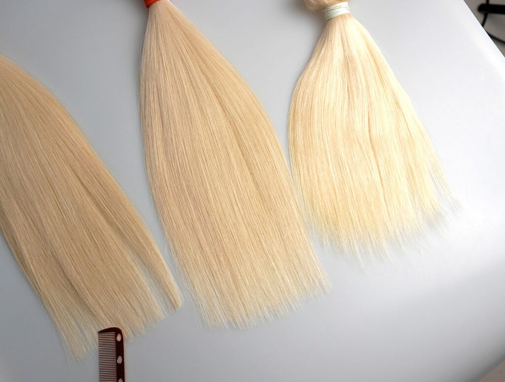 Comparison of high-end 613 hair vs. subpar 613 hair, showcasing varying hair strength.